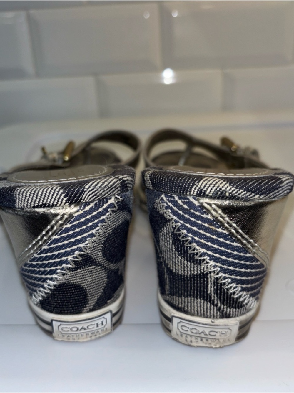 Coach Pristine patchwork signature canvas wedge sandals Size 8.5 B - Picture 9 of 9